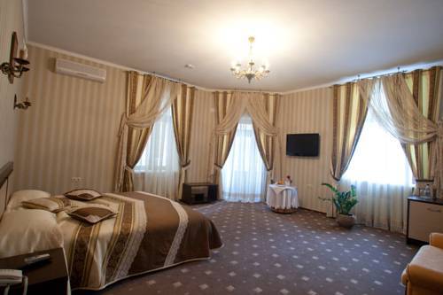 Kleopatra Vip Hotel Kamjanets-Podilsky Buitenkant foto
