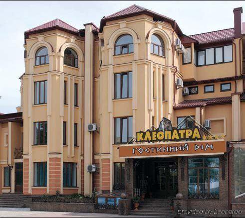 Kleopatra Vip Hotel Kamjanets-Podilsky Buitenkant foto